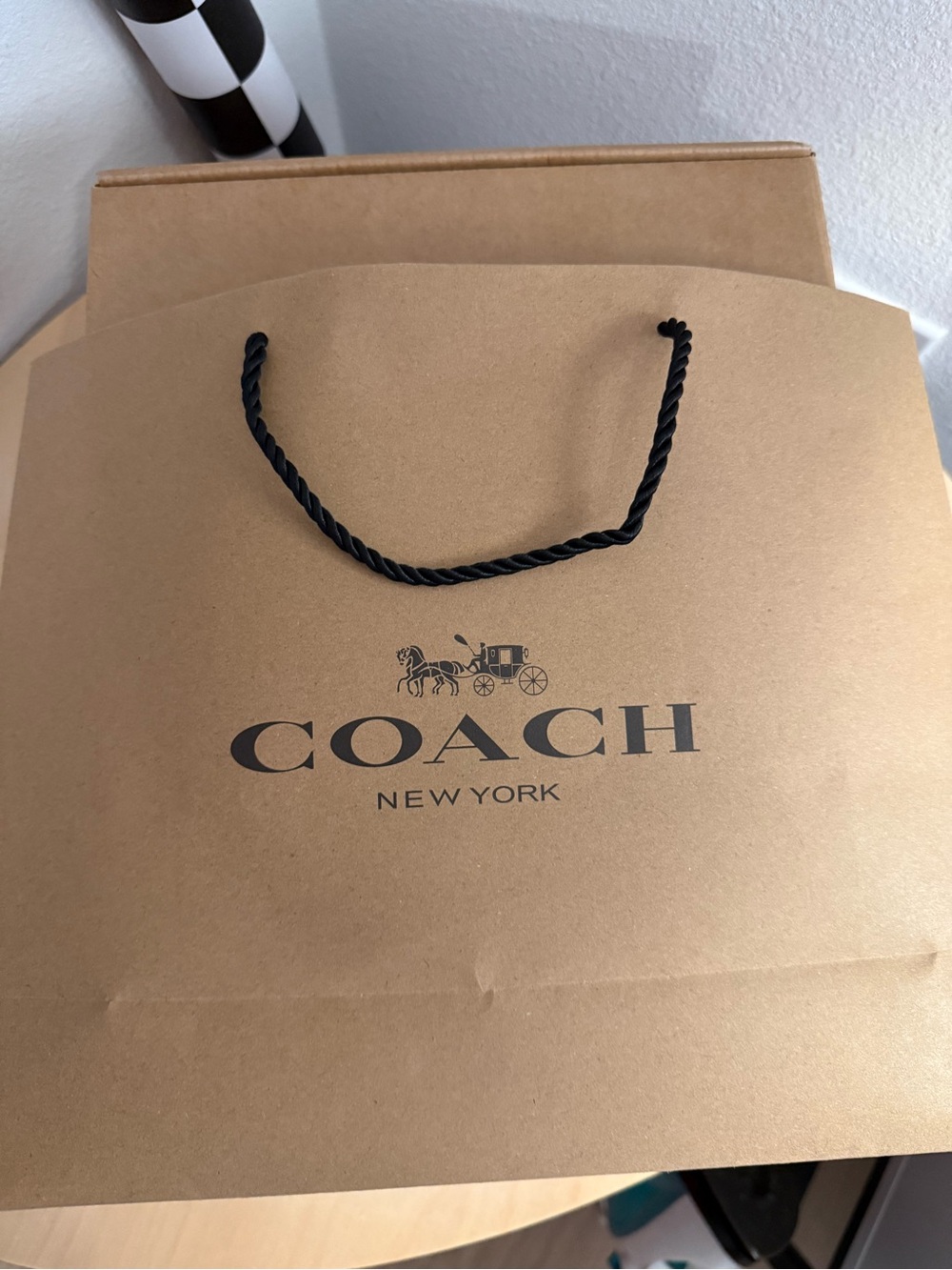 Coach New York Brown Leather Shoulder Bag - Picture 7 of 7
